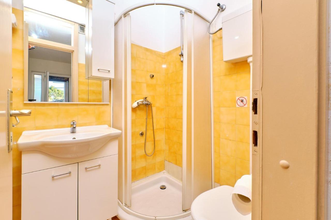 Apartments Vanda Mali Lošinj Екстериор снимка