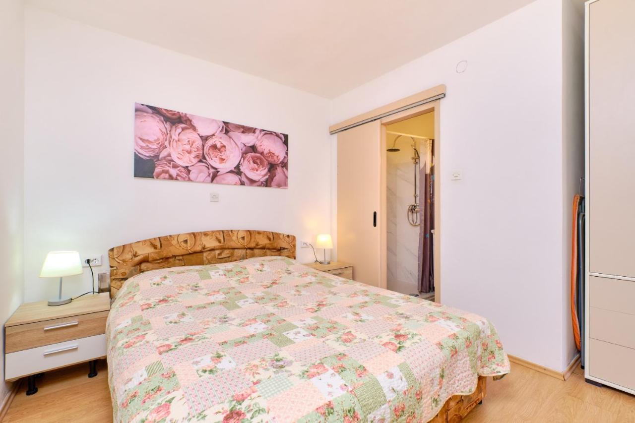 Apartments Vanda Mali Lošinj Екстериор снимка