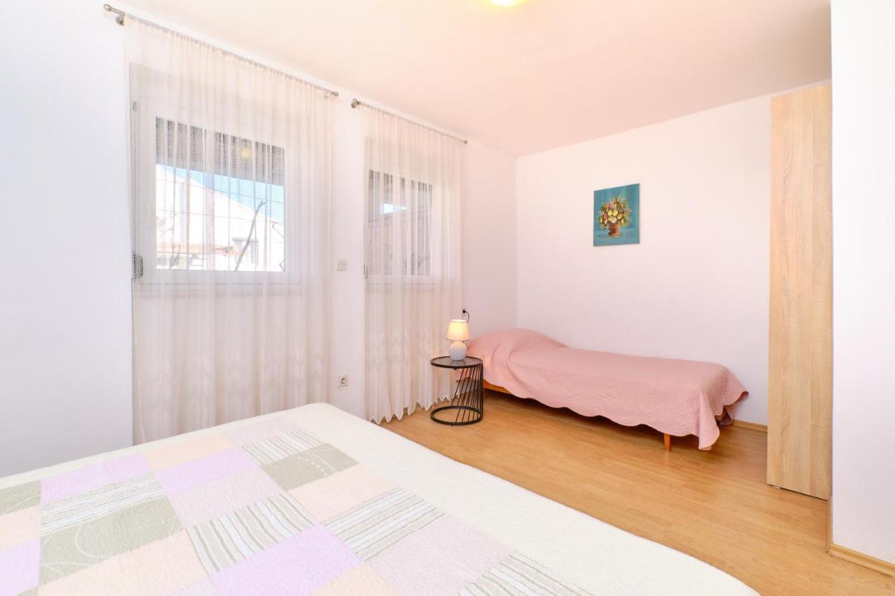 Apartments Vanda Mali Lošinj Екстериор снимка