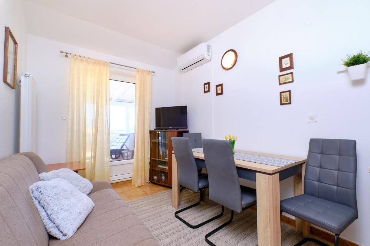 Apartments Vanda Mali Lošinj Екстериор снимка