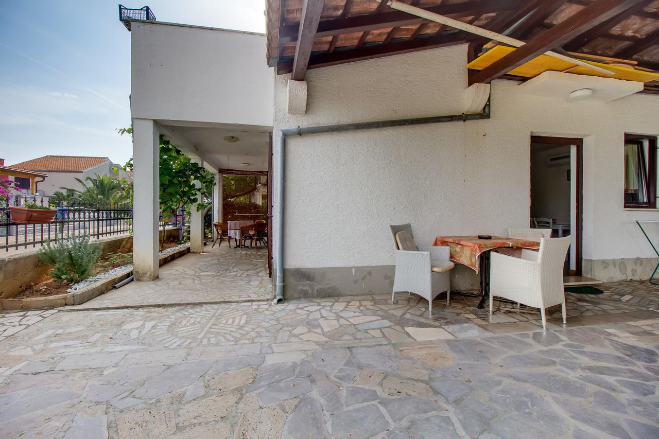 Apartments Vanda Mali Lošinj Екстериор снимка